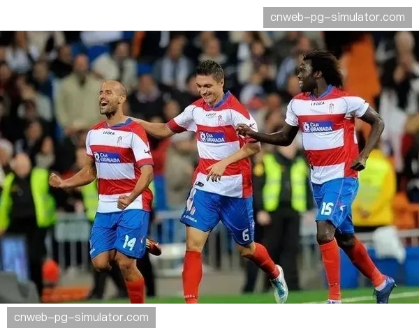 塞维利亚1-0小胜格拉纳达，脱离降级区